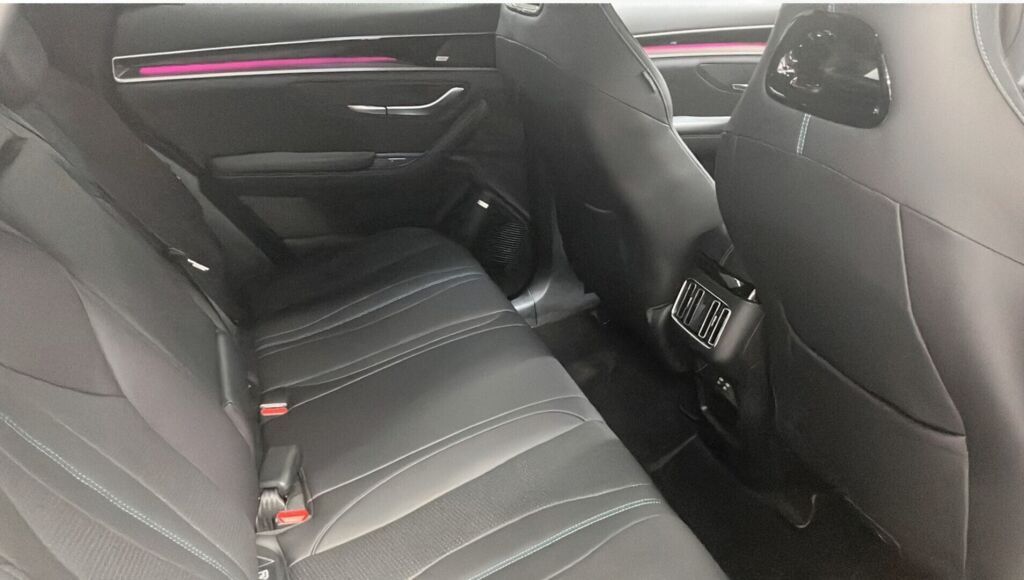 Byd Seal U 2024 Valkoinen