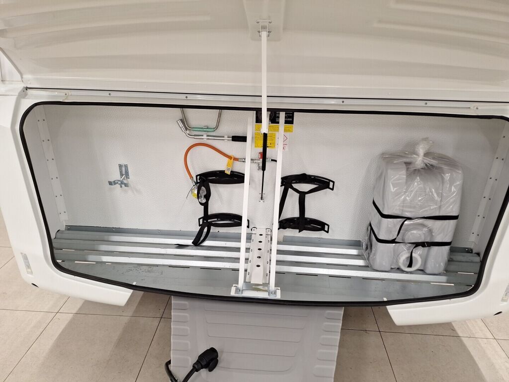 Adria ADORA 2025 Valkoinen