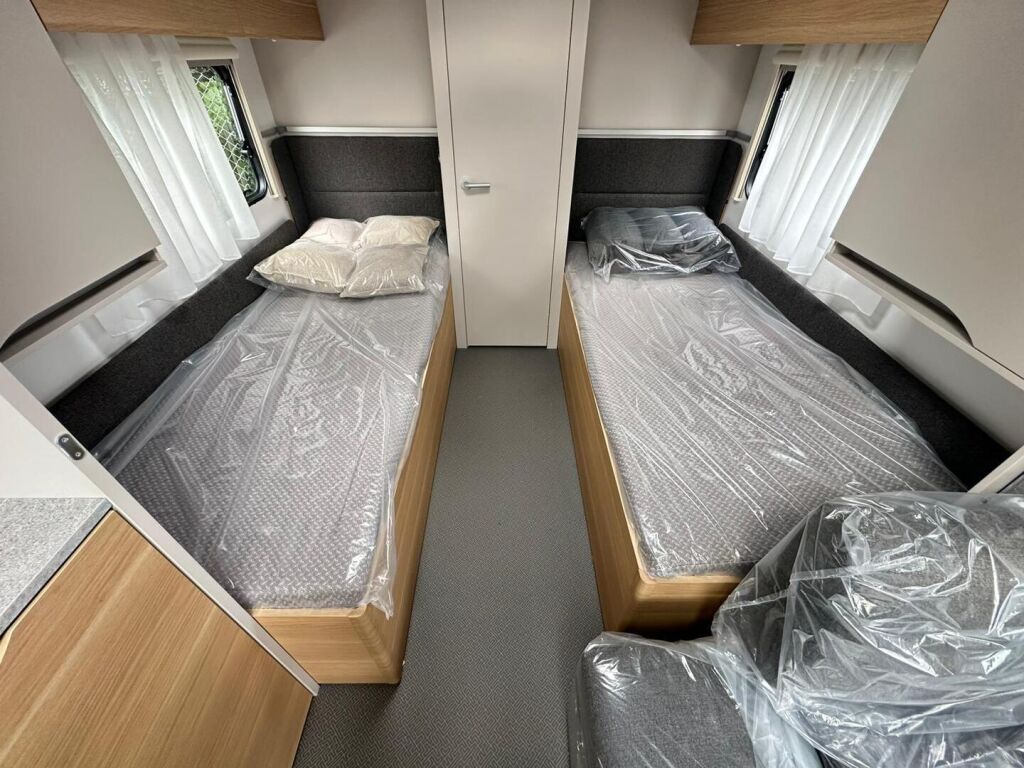 Adria ADORA 2025 Valkoinen