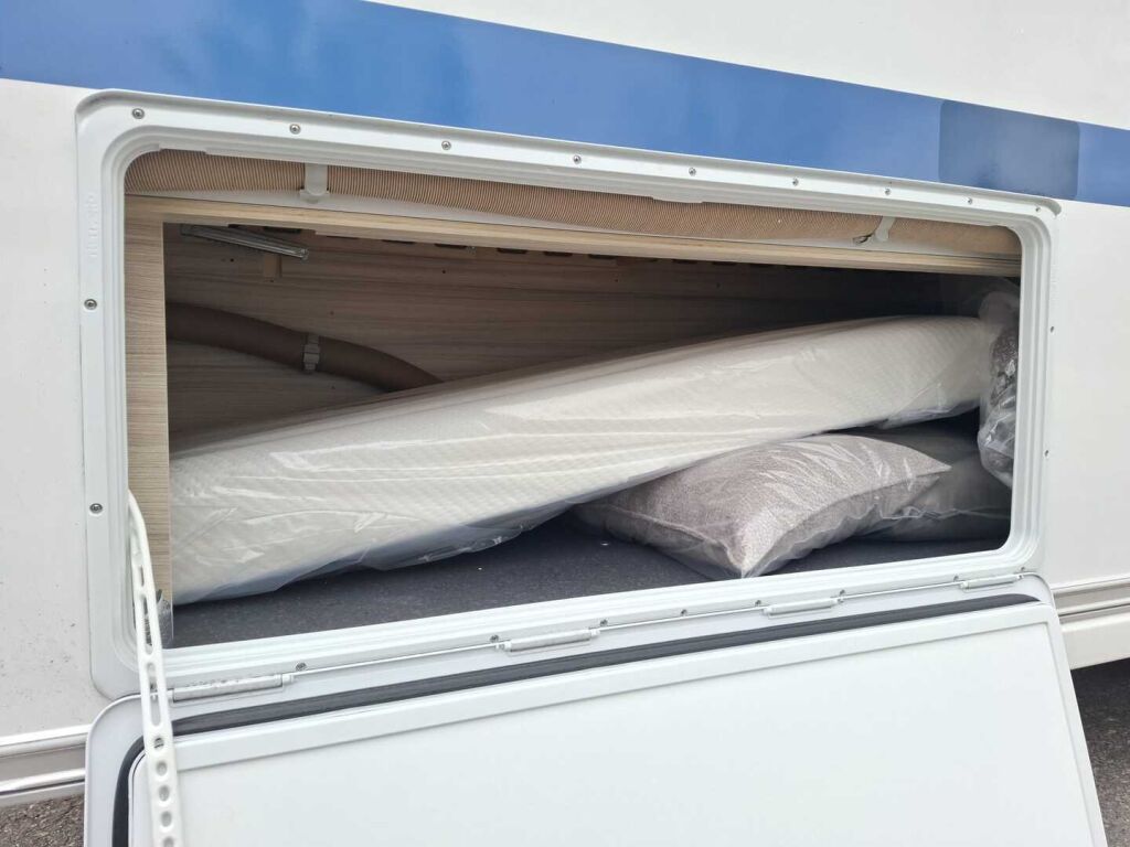 Adria ALTEA 2025 Valkoinen