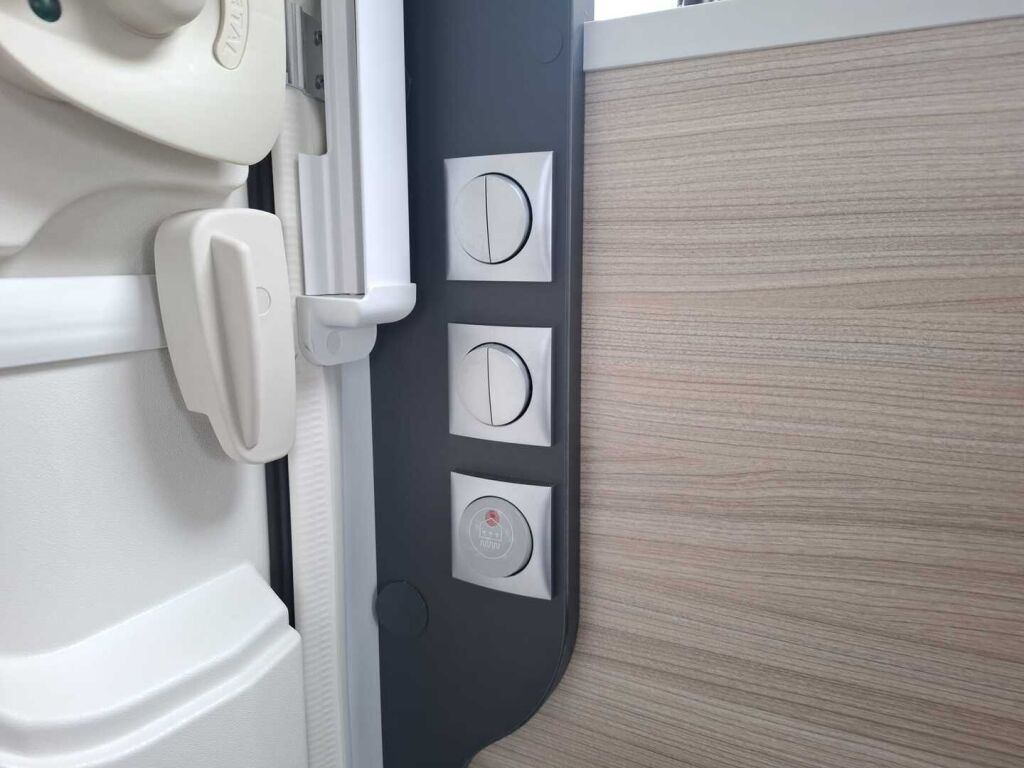 Adria ALTEA 2025 Valkoinen