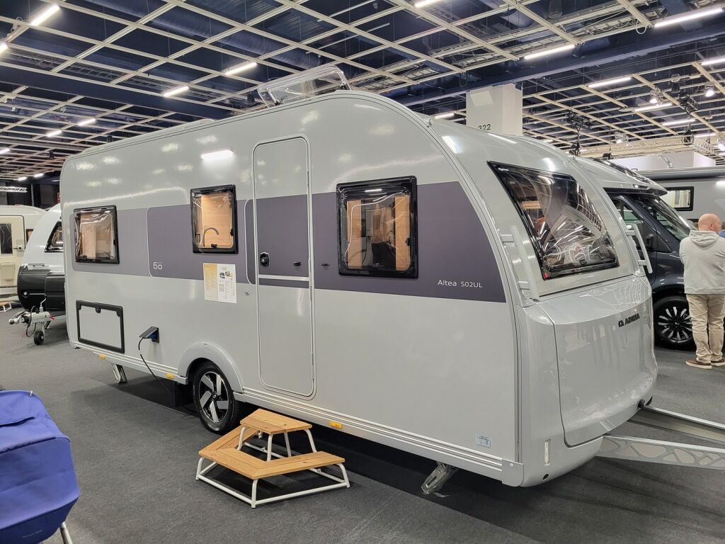 Adria ALTEA 2026 Harmaa