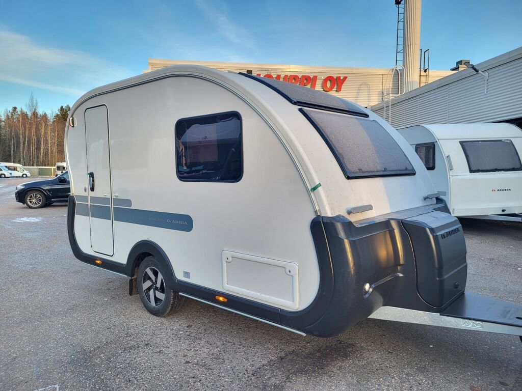 Adria ACTION 2026 Valkoinen