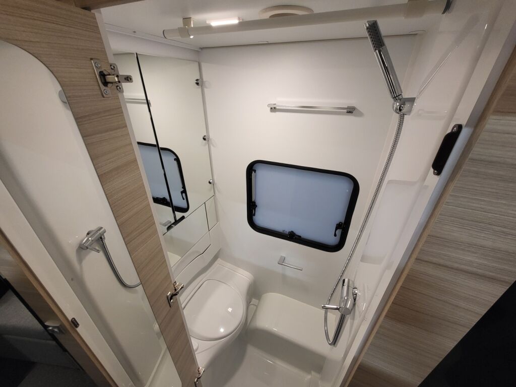 Adria ALTEA 2026 Harmaa