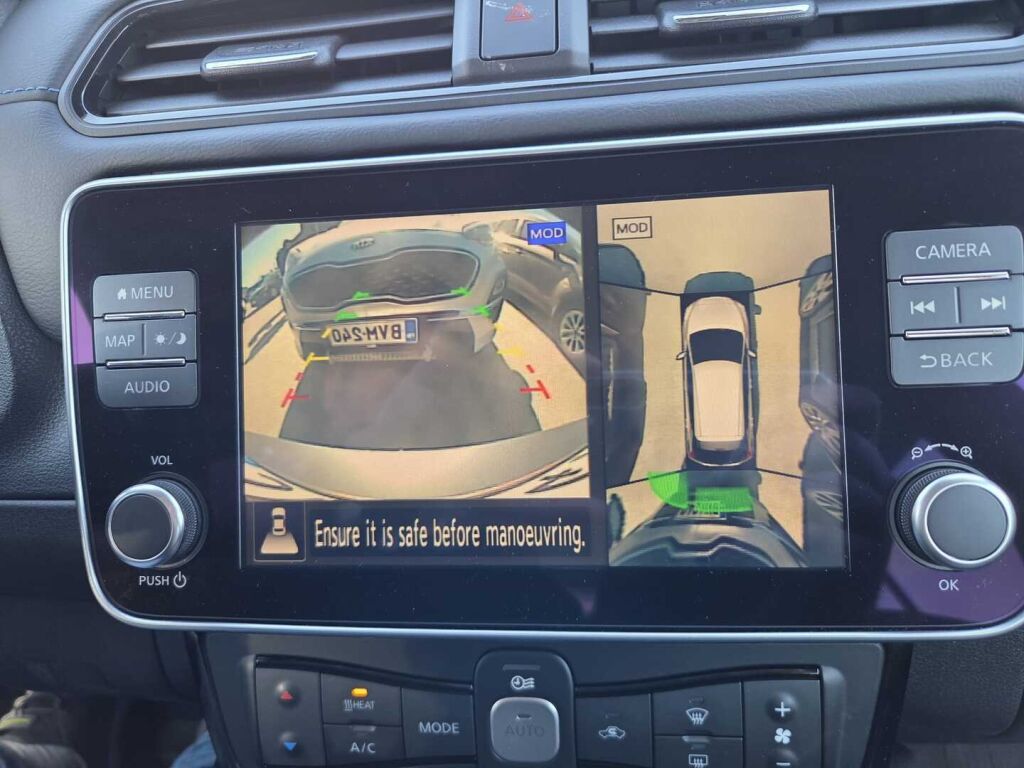 Nissan Leaf 2021 Harmaa