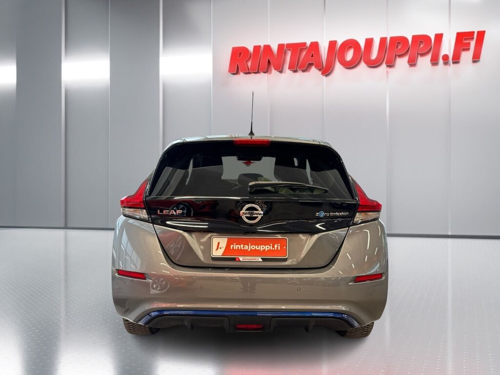 Nissan Leaf 2021 