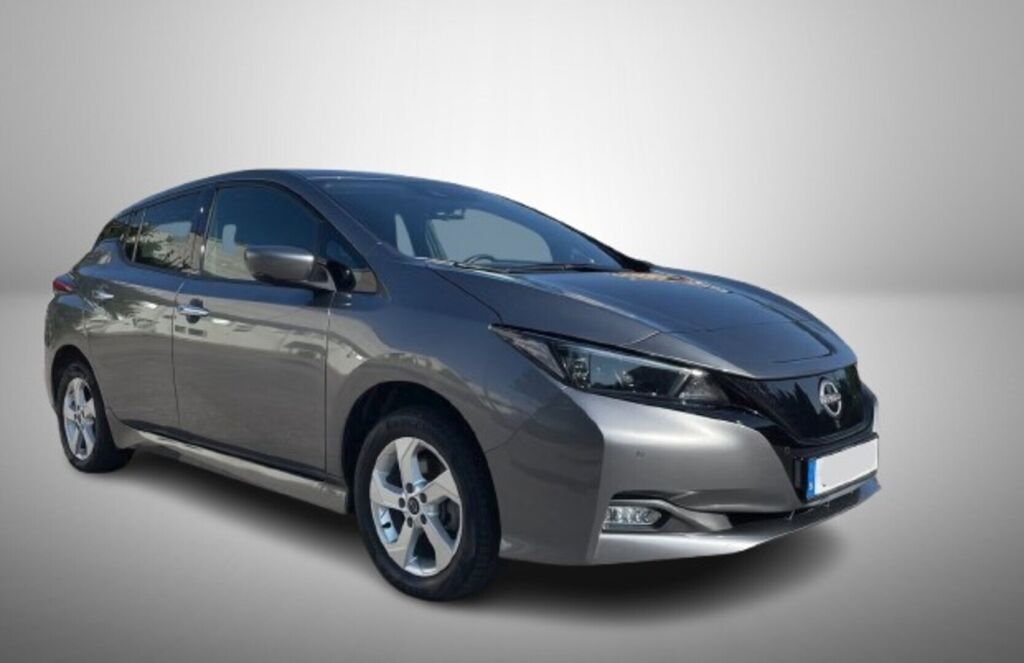 Nissan Leaf 2023 Harmaa