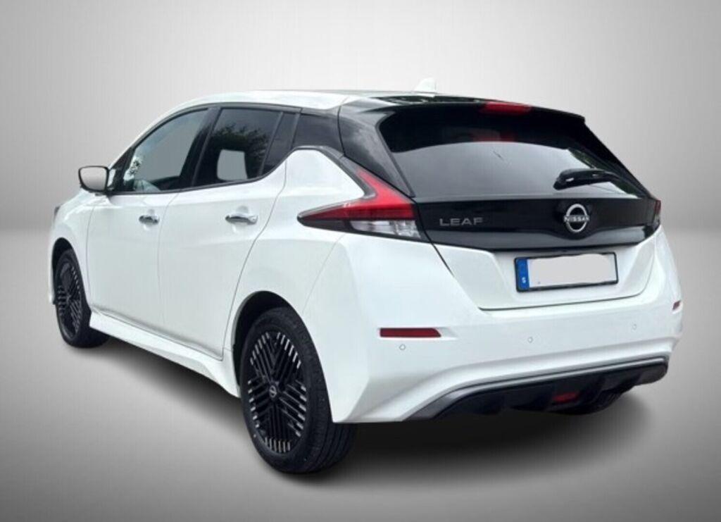 Nissan Leaf 2023 Valkoinen