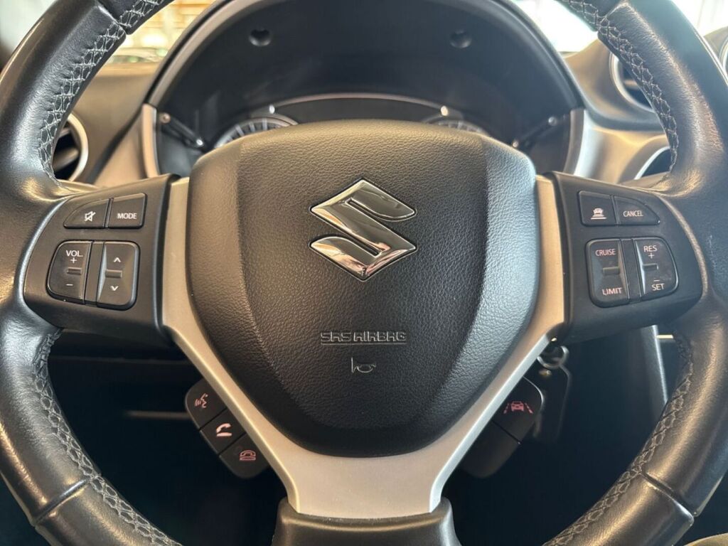 Suzuki Vitara 2023 Valkoinen