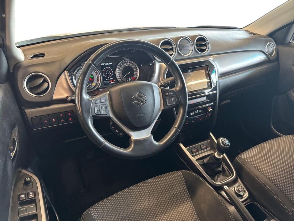Suzuki Vitara 2023 Valkoinen