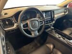 Volvo V60 2019 Punainen