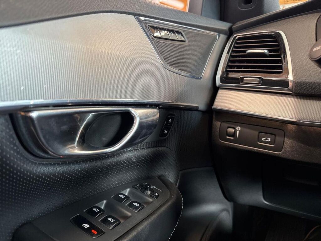 Volvo XC90 2016 Sininen