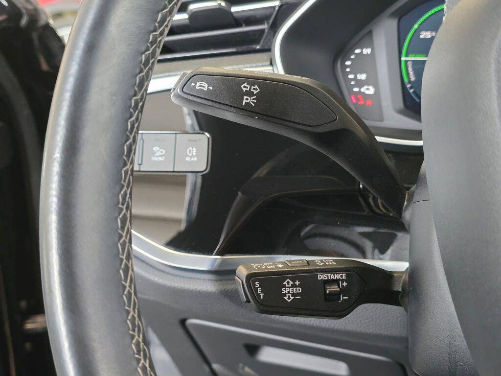 Audi Q3 2022 0