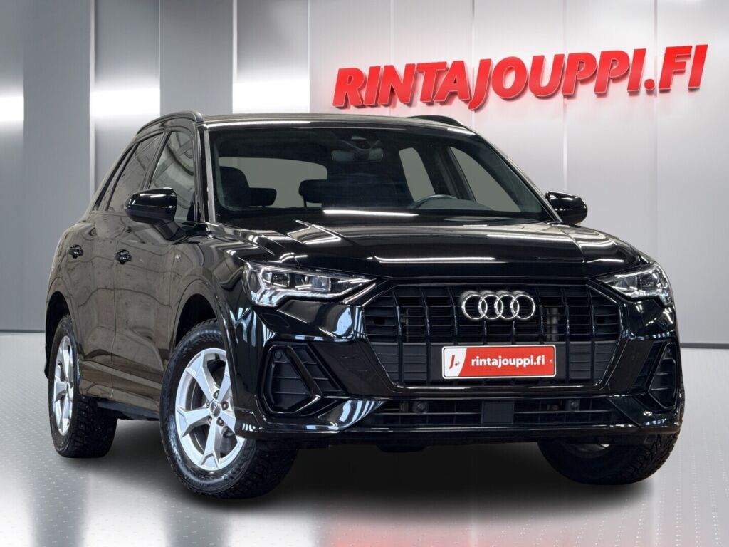 Audi Q3 2022 0