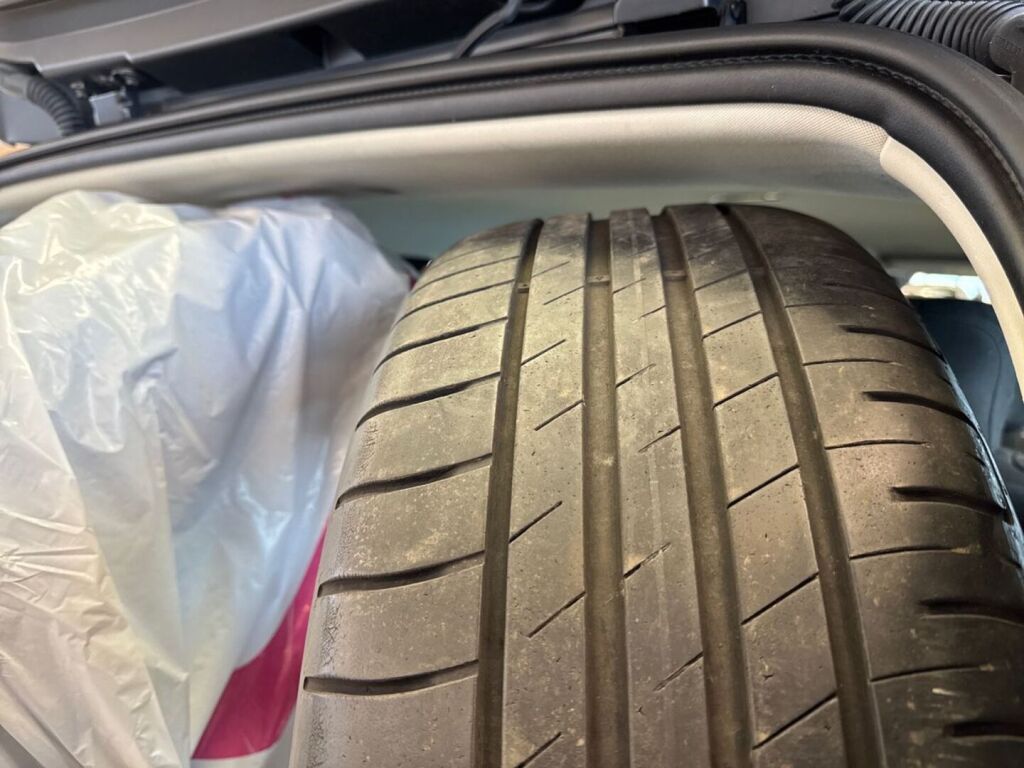 Volvo V90 2019 Sininen