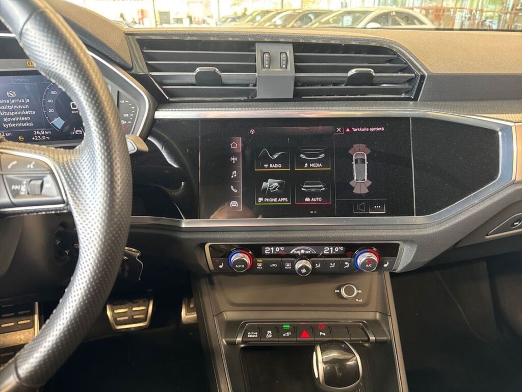 Audi Q3 2021 Harmaa