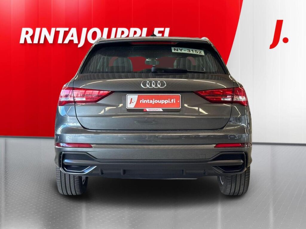 Audi Q3 2021 Harmaa