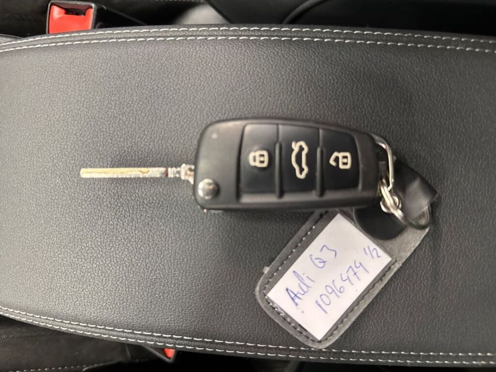 Audi Q3 2021 Harmaa