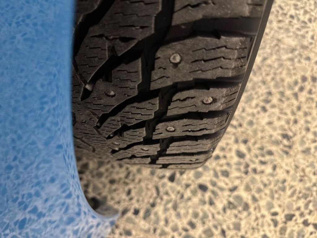 Volvo V60 2013 Sininen