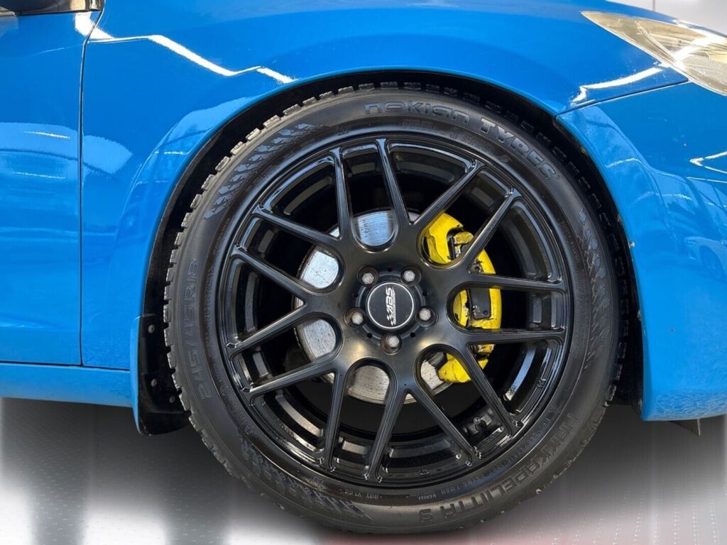 Volvo V60 2013 Sininen