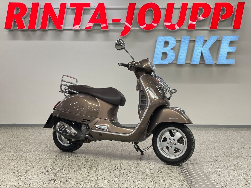 Vespa GTS 2016 Ruskea (beige)