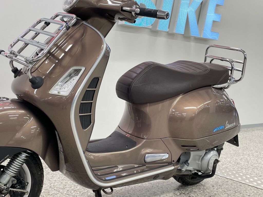 Vespa GTS 2016 Ruskea (beige)