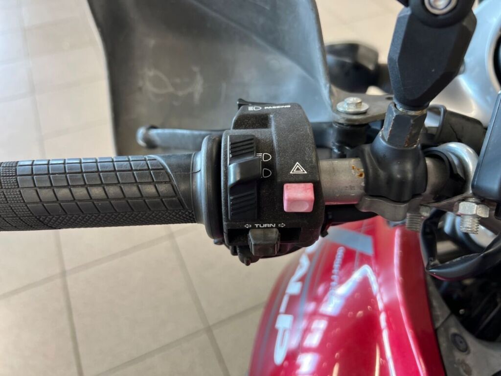 Honda XL 2008 Musta