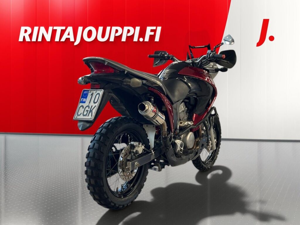 Honda XL 2008 Musta