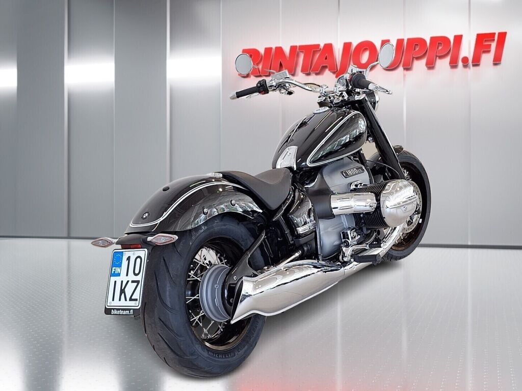 BMW R 2020 Musta