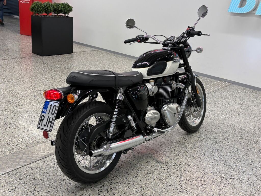 Triumph BONNEVILLE 2025 
