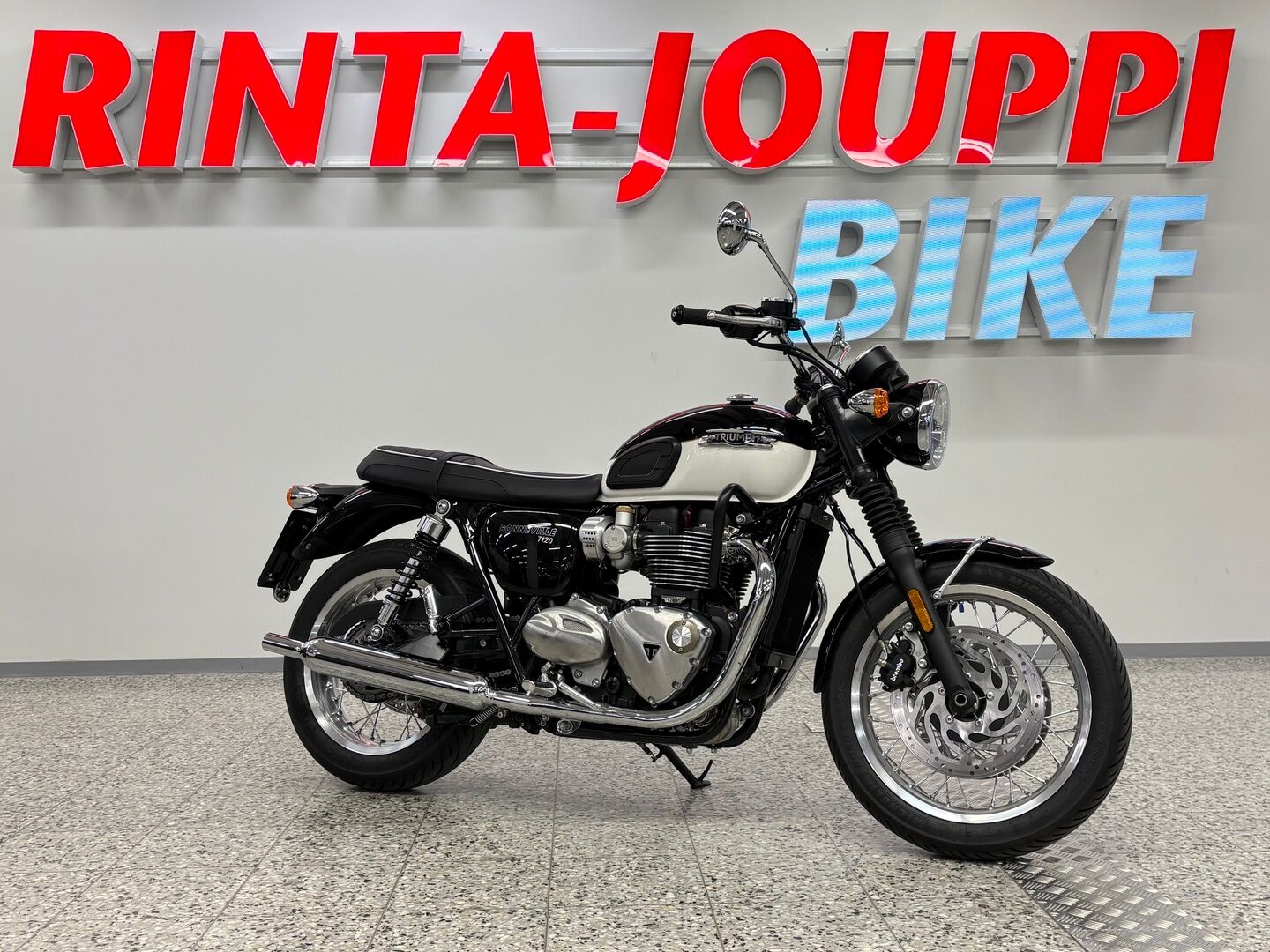 Triumph BONNEVILLE