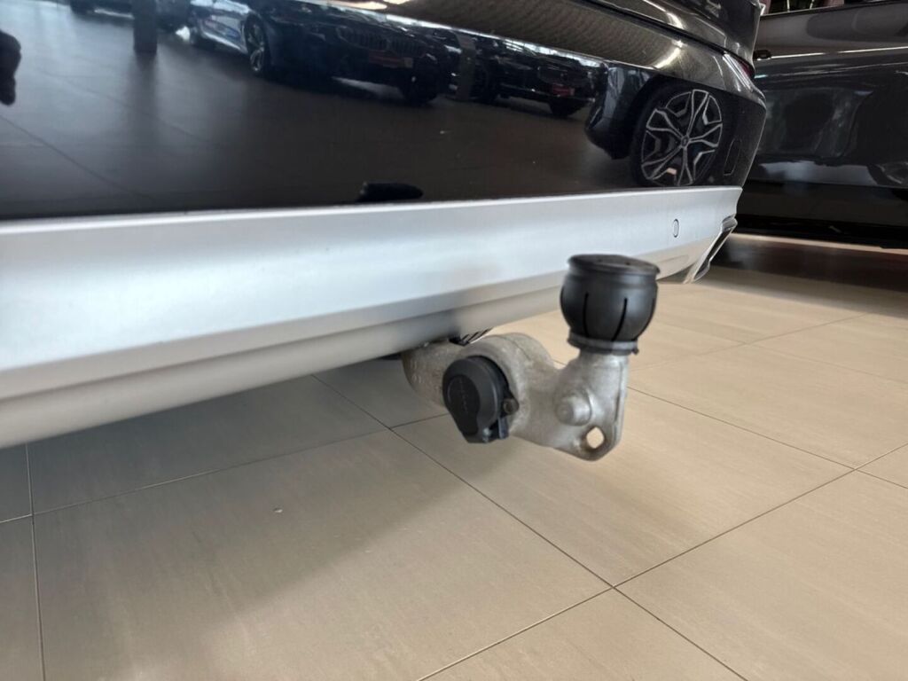 Volvo XC90 2017 Musta