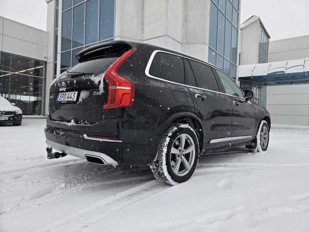 Volvo XC90 2017 Musta