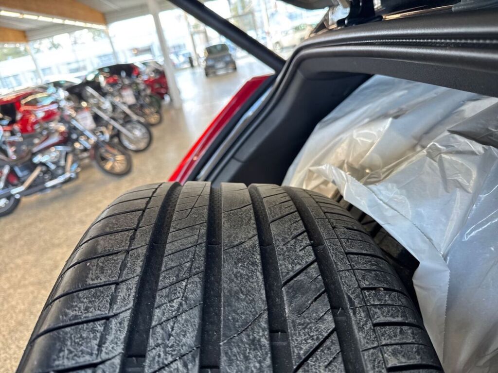 Volvo XC90 2017 Musta