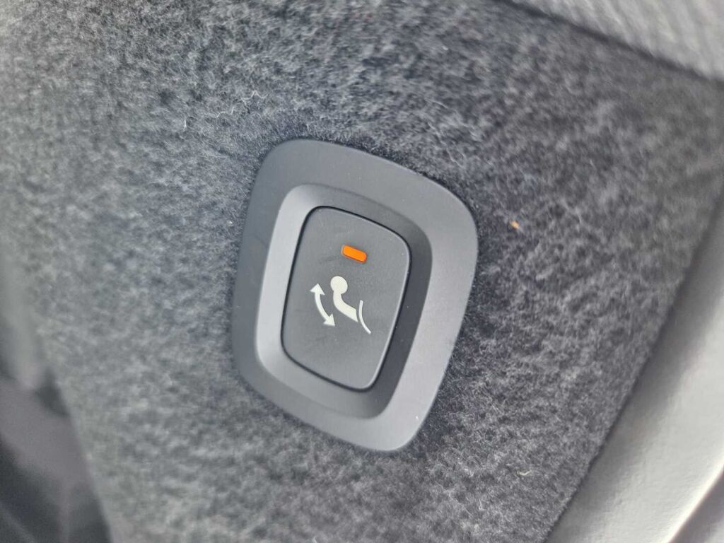 Volvo XC90 2017 Musta