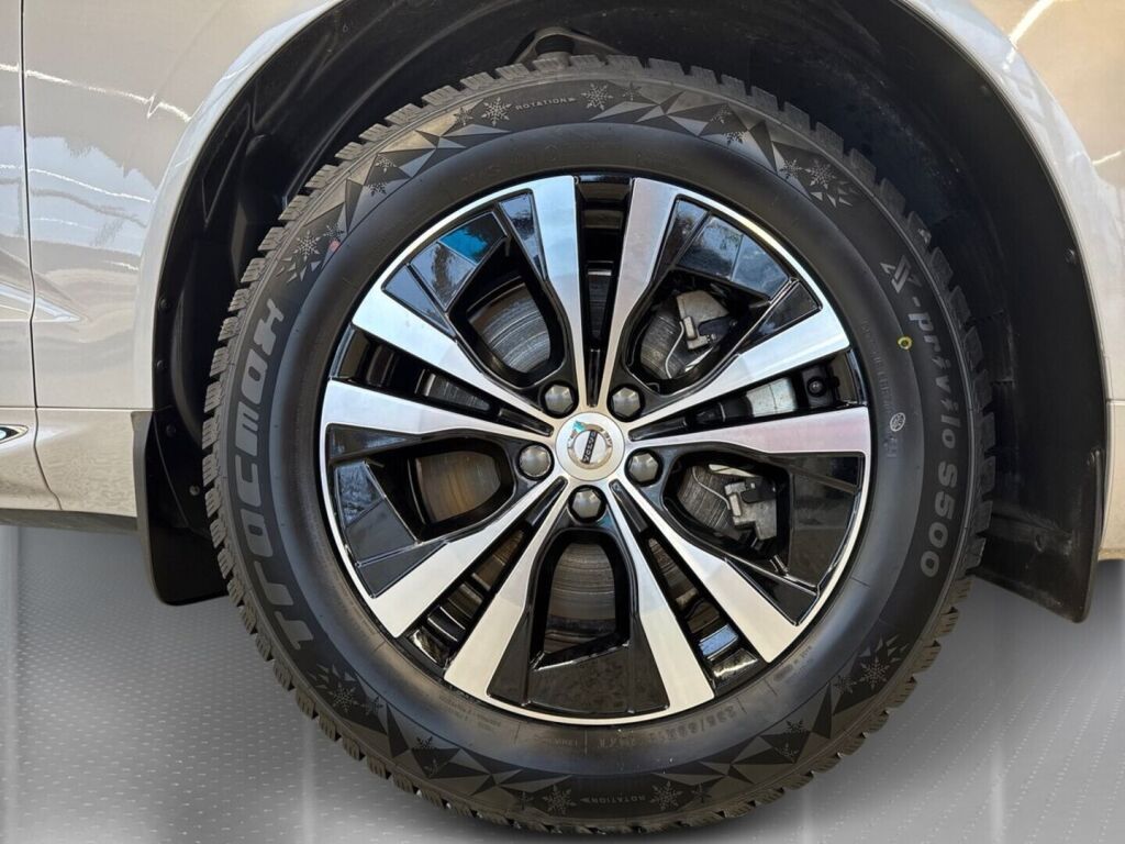 Volvo XC60 2025 Hopea