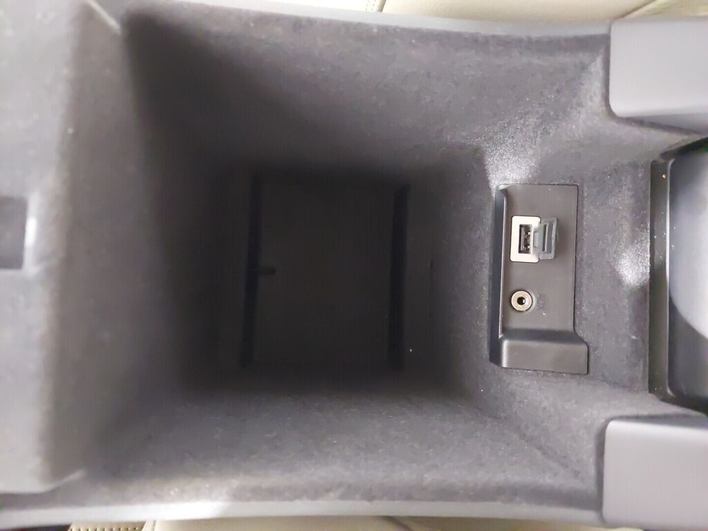 Volvo V60 2014 Musta