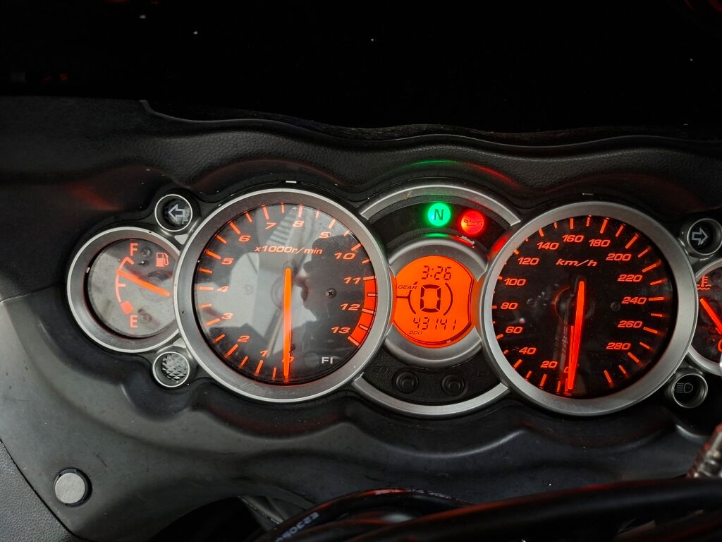 Suzuki GSX 2011 