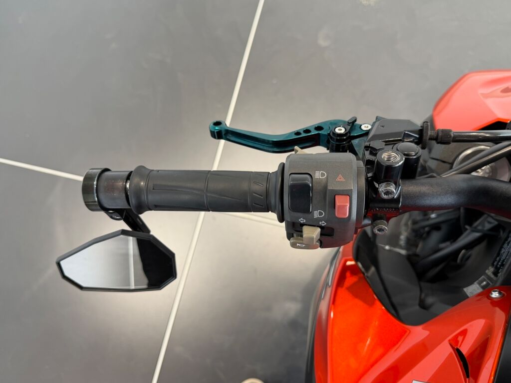 Kawasaki Z 2017 Oranssi