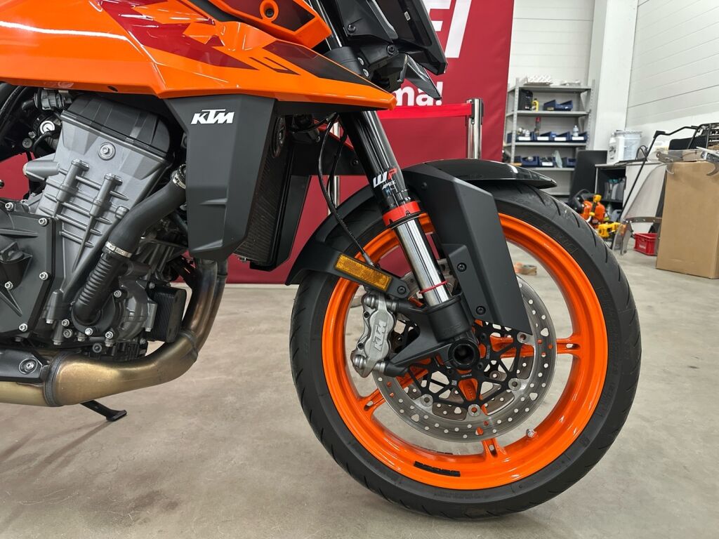 Ktm 990 2024 