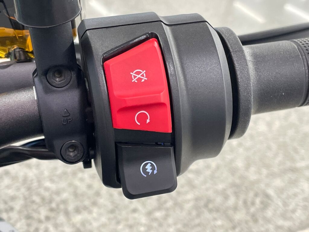 Husqvarna SVARTPILEN 2024 