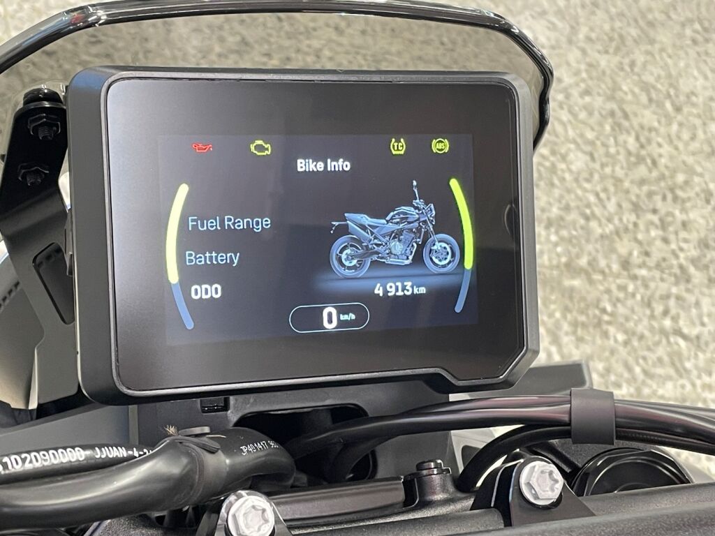 Husqvarna SVARTPILEN 2024 