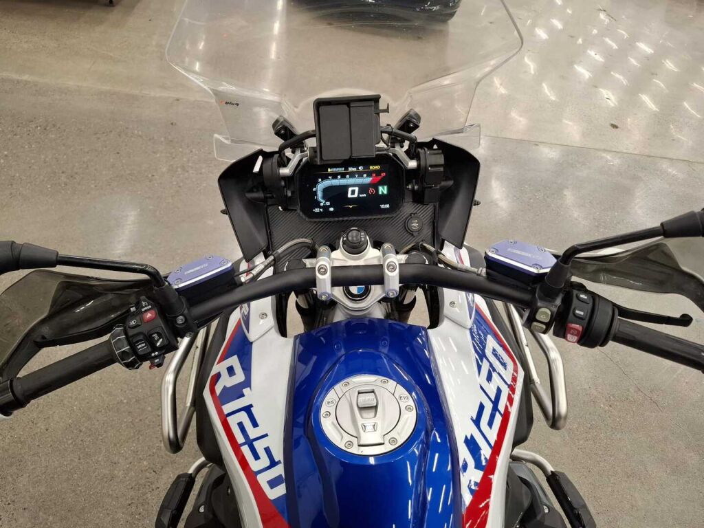 BMW R 2019 moniväri