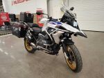BMW R 2019 moniväri