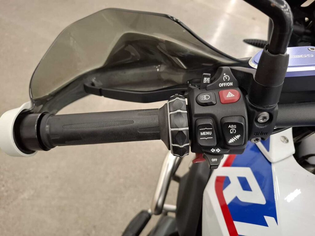 BMW R 2019 moniväri
