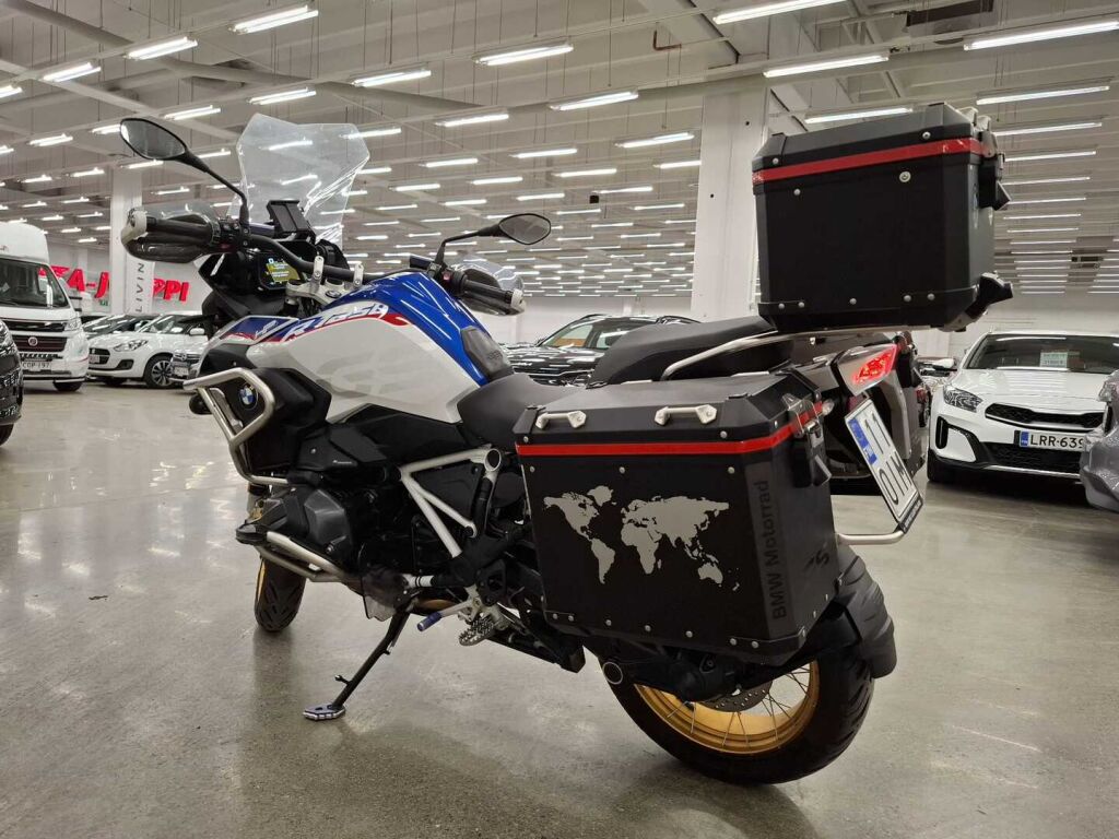 BMW R 2019 moniväri