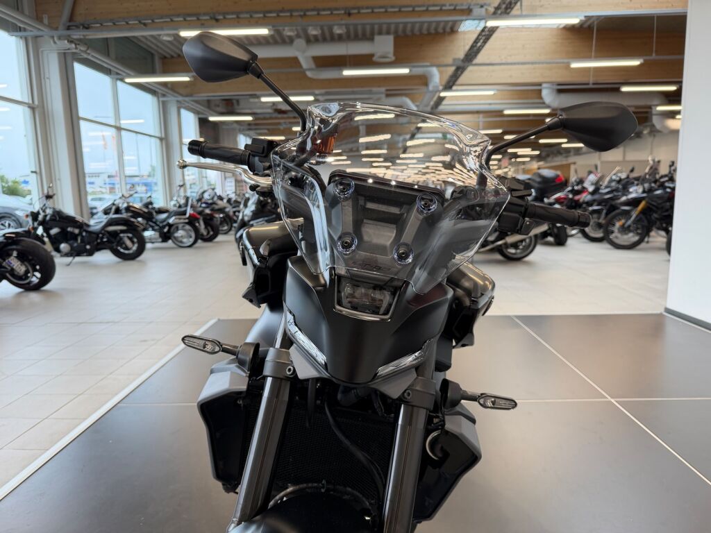 Yamaha MT-09 2025 