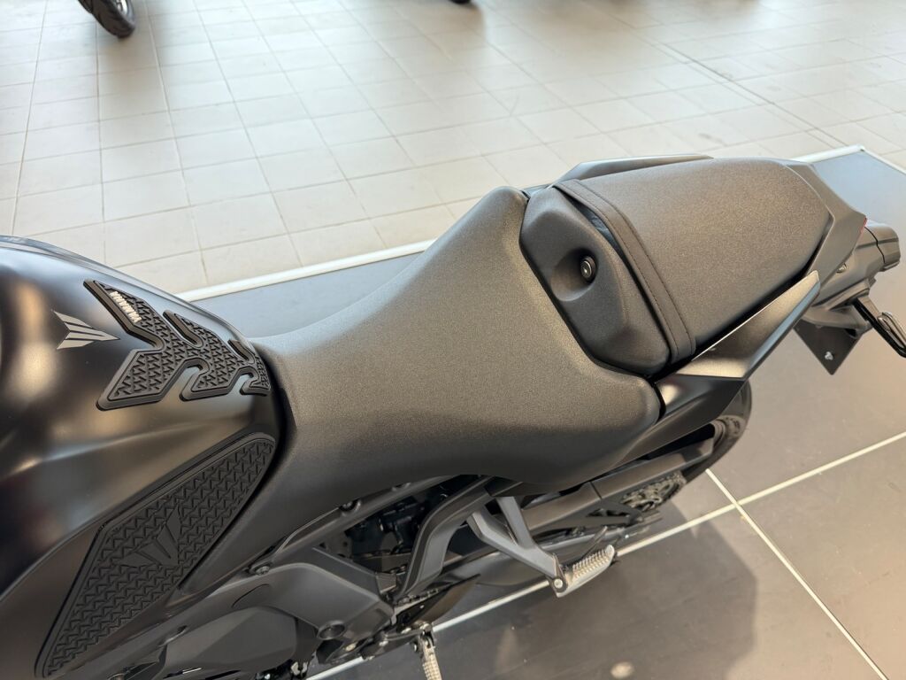 Yamaha MT-09 2025 