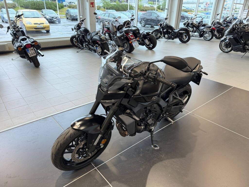 Yamaha MT-09 2025 