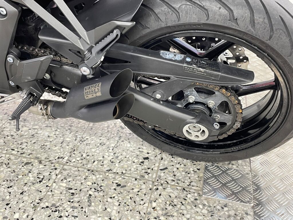 Kawasaki Z 2015 Harmaa